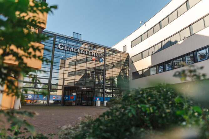 Voorkant gemeentehuis